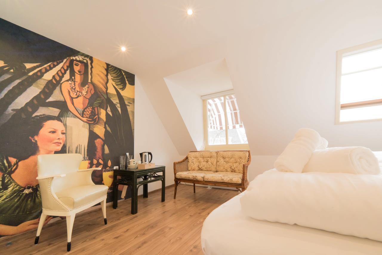 デン・ハーグ ゼタ ベッズ Bed & Breakfast エクステリア 写真