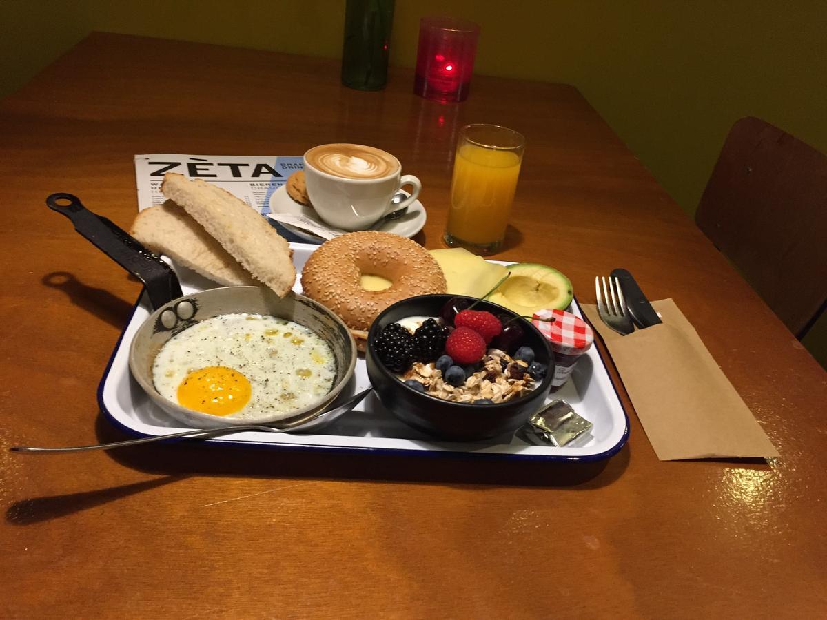 デン・ハーグ ゼタ ベッズ Bed & Breakfast エクステリア 写真