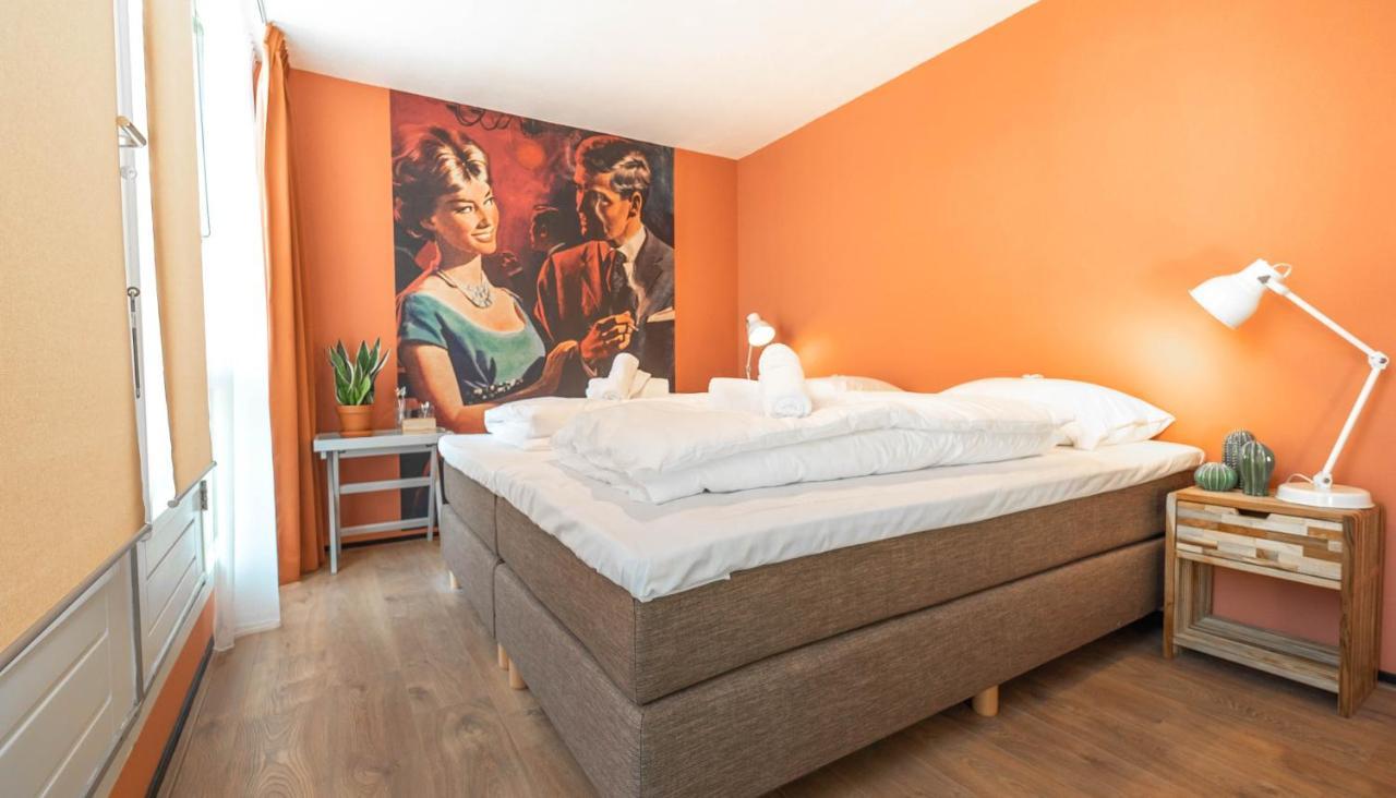 デン・ハーグ ゼタ ベッズ Bed & Breakfast エクステリア 写真